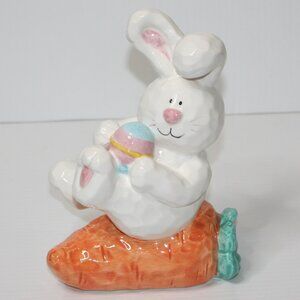 Dan Dee Decorative 6.5" White Ceramic Easter Bunny with Egg and Carrot NEW NWOT